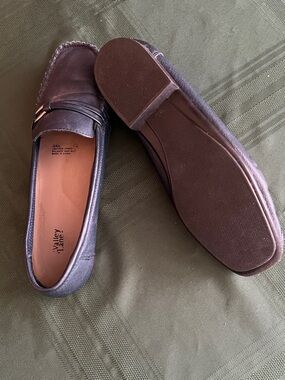 Valley Lane Women’s Navy Blue Slip-On Loafers